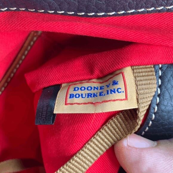 Dooney & Bourke Small Pebble Lexington Black Leather Purse & Wallet - Picture 5 of 9